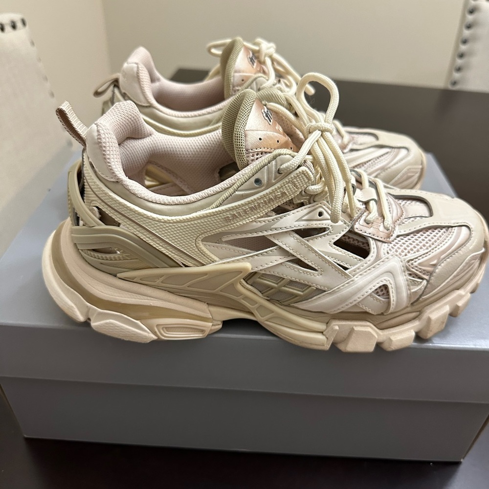 Balenciaga Cream Athletic Shoes - Picture 3 of 8